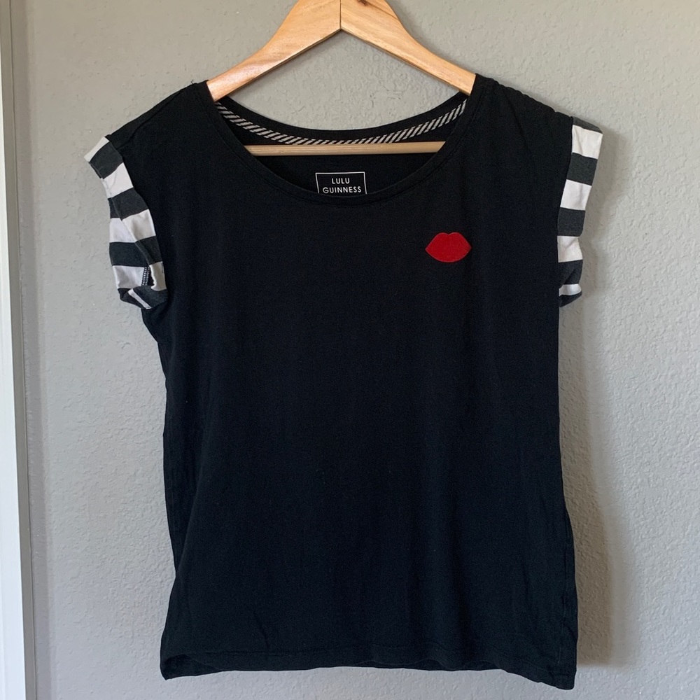 Black Tee